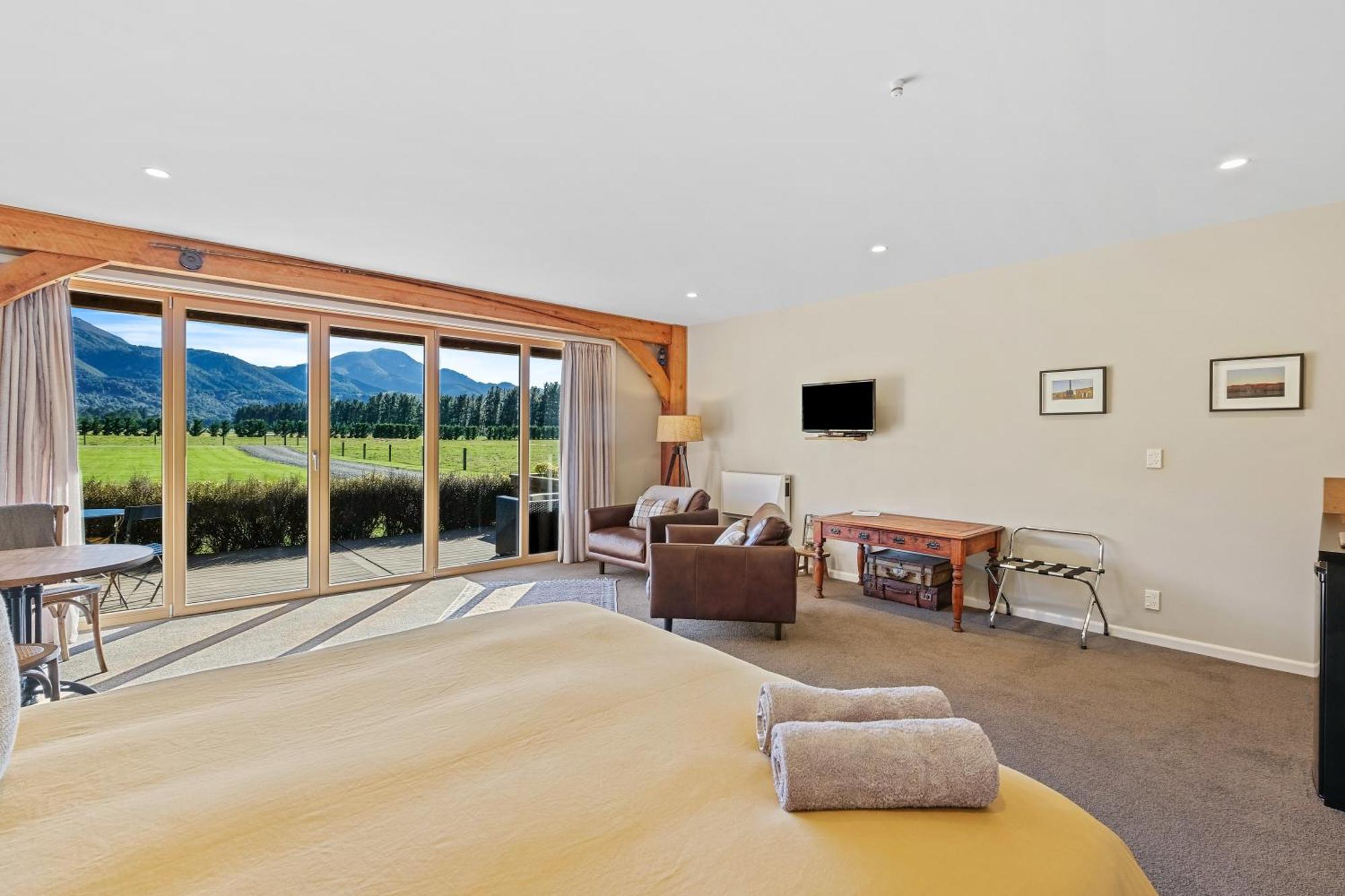 Hanmer High Country Views Hanmer Springs Exterior photo